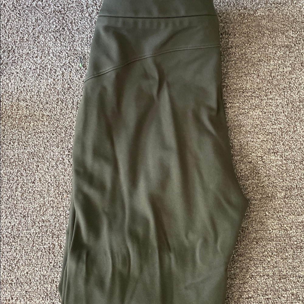 Lululemon olive trousers